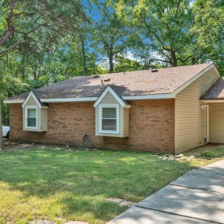 Cozy 2 Bedroom Pineville-Matthews Duplex Sleeps 8 Шарлът Екстериор снимка